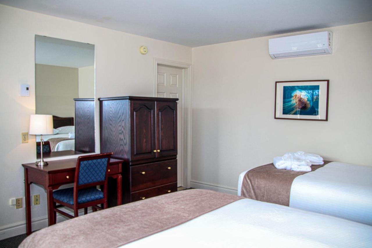 Hotel Les Trois Soeurs Percé Extérieur photo