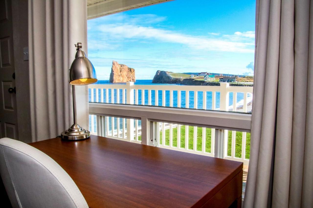 Hotel Les Trois Soeurs Percé Extérieur photo