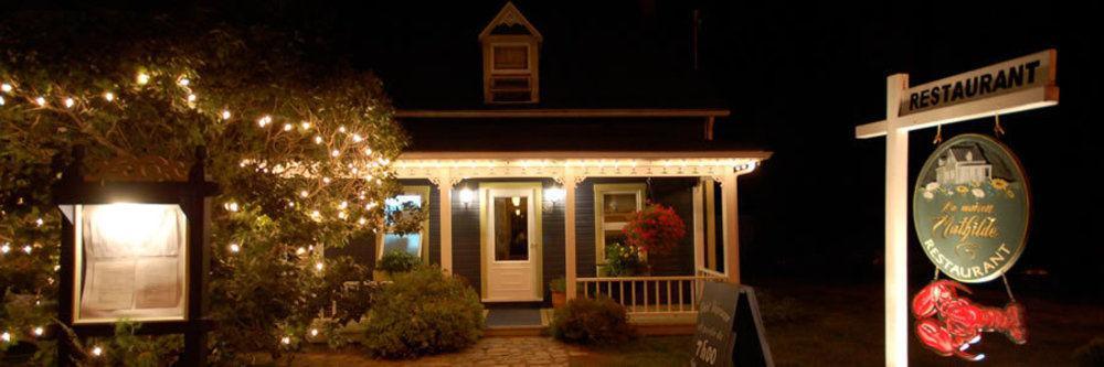 Hotel Les Trois Soeurs Percé Extérieur photo