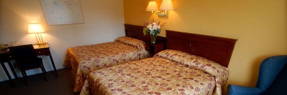 Hotel Les Trois Soeurs Percé Extérieur photo